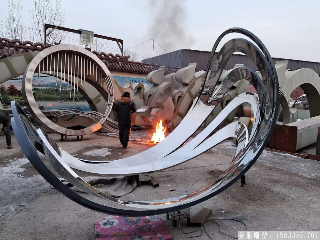 城市不銹鋼雕塑圖片 景觀不銹鋼雕塑案例7 城市不銹鋼雕塑圖片 景觀不銹鋼雕塑案例7